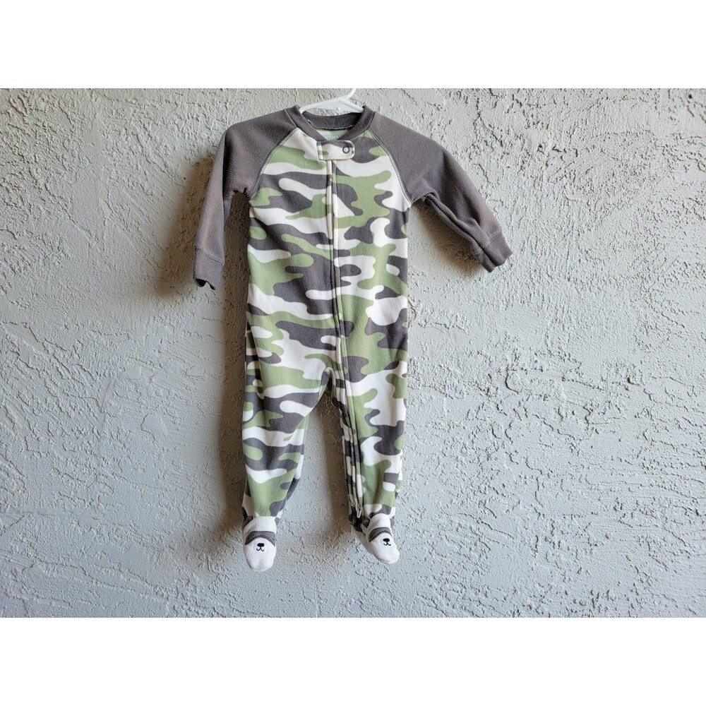 Carter's Baby Boy Pajamas Size 9 Months